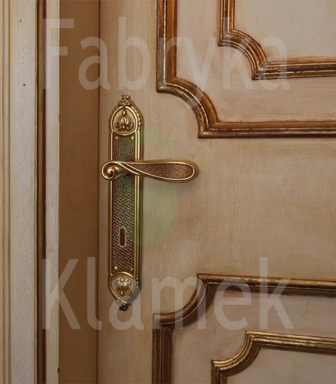 Klamka Aisha 1650 Small z otworem na klucz Klamka Aisha 1650 Small z otworem na klucz